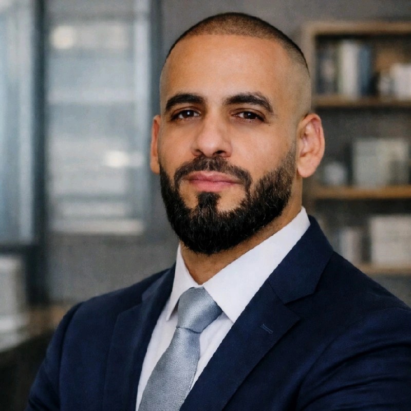 Portret van ZA Yahya, oprichter van ASLY Webdesign